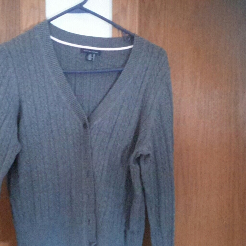 Tommy Hilfiger cardigan size large